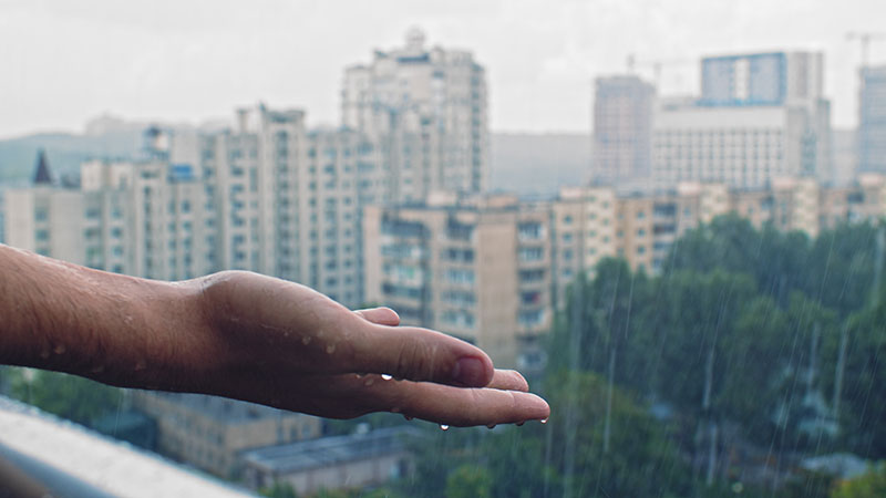 pluie et fuite sur balcon
